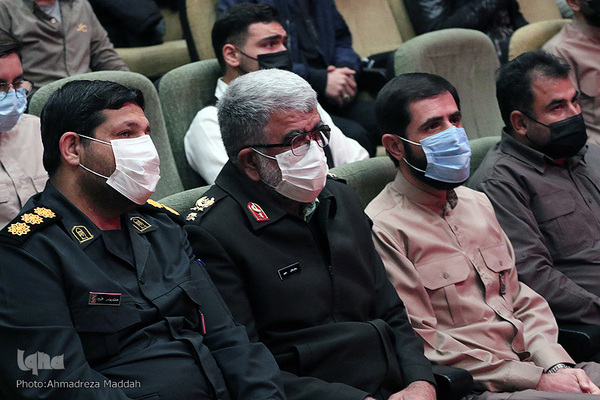 همایش لباس خاکی ها‎‎ - شیراز