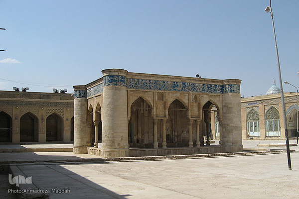 سنگرهای به جا مانده از انقلابیون شیراز‎‎