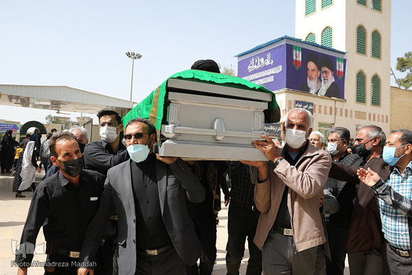 تشییع پیکر آیت‌ الله «سید محمد فقیه» در شیراز‎‎