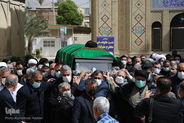 تشییع پیکر آیت‌ الله «سید محمد فقیه» در شیراز‎‎
