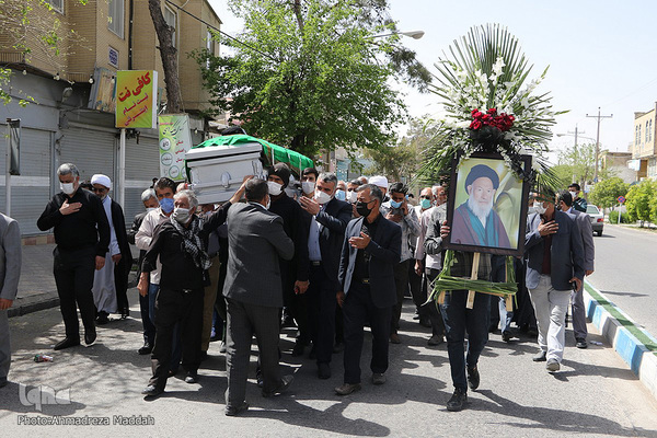 مراسم استقبال از پیکر مطهر آیت الله«سید محمد فقیه» در شهرستان های سروستان و استهبان فارس‎‎