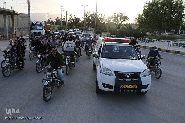 مراسم استقبال مردم نی ریز از پیکر امام جمعه شهر خود‎‎