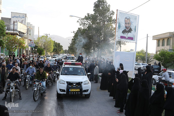 مراسم استقبال مردم نی ریز از پیکر امام جمعه شهر خود‎‎