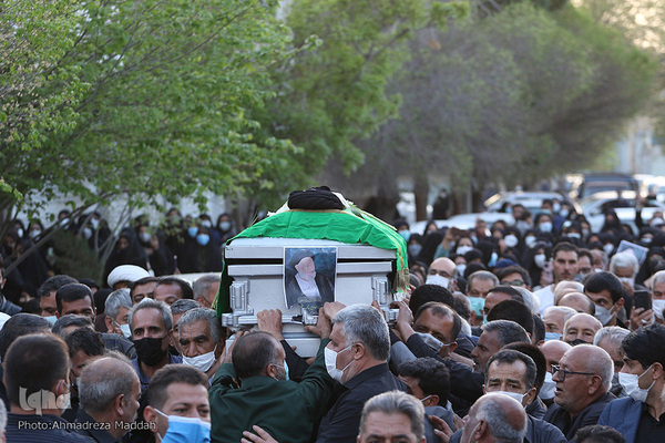 مراسم استقبال مردم نی ریز از پیکر امام جمعه شهر خود‎‎