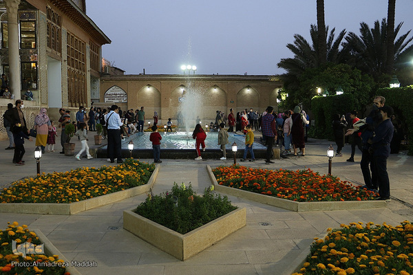 نارنجستان قوام‎‎