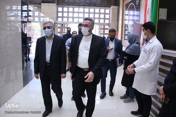 بازدید رئیس جهاددانشگاهی کشور از مرکز استقرار مراکز درمان ناباروری و سرطان