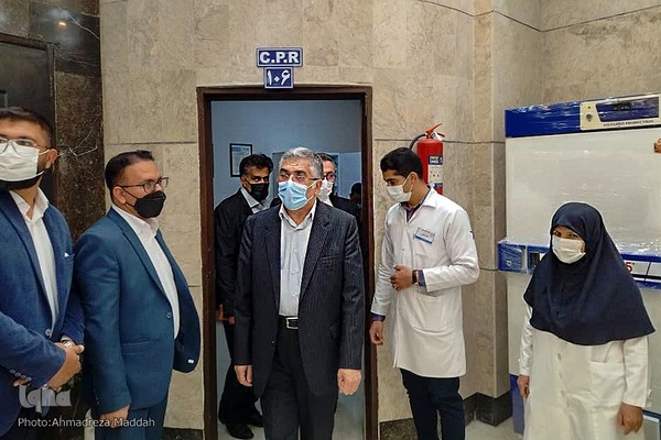 بازدید رئیس جهاددانشگاهی کشور از مرکز استقرار مراکز درمان ناباروری و سرطان