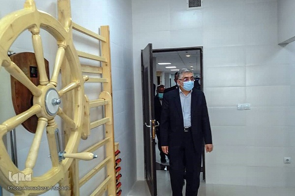 بازدید رئیس جهاددانشگاهی کشور از مرکز استقرار مراکز درمان ناباروری و سرطان