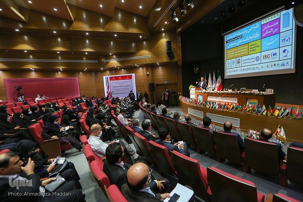 آغاز به کار همایش بین‌المللی طراحی و توسعه خدمات کتابخانه‌های عمومی در شیراز