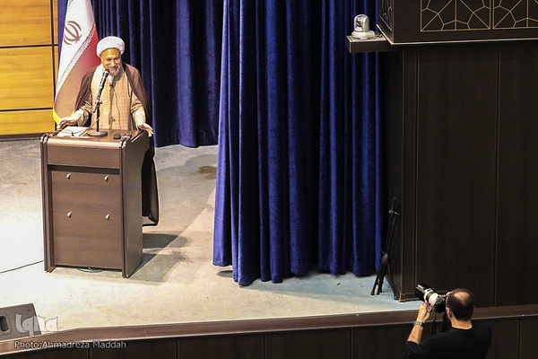 نشست صمیمی نماینده ولی فقیه در استان فارس با مدیران روابط عمومی‎‎