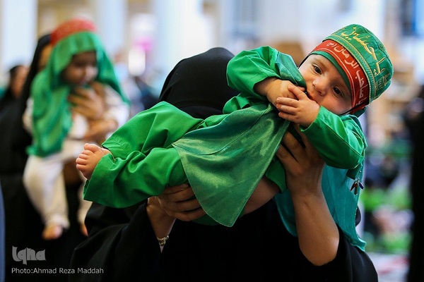 حسینیه ایران؛ سوگواره شیرخوارگان حسینی در حرم شاهچراغ