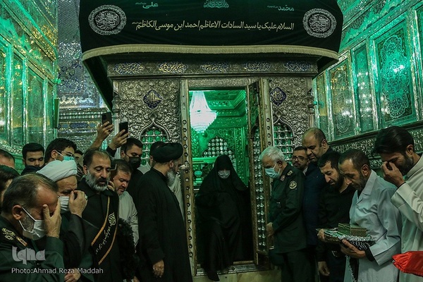 آئین وداع با پیکر شهید عبدالله اسکندری در حرم شاهچراغ(ع)