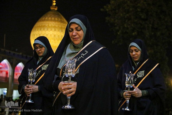 حسینیه ایران؛ شام غریبان در در حرم شاهچراغ (ع)