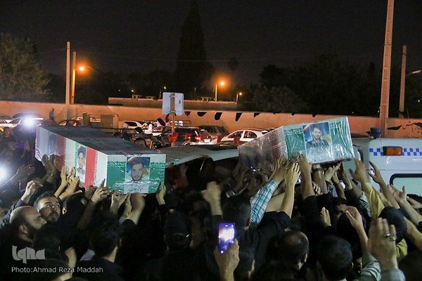 مراسم وداع با پیکر پاسدار شهید محمد اسلامی و بسیجی شهید سجادی‌زاده در شیراز