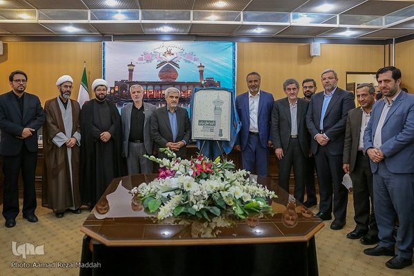 رونمایی از پوستر های فعالیت قرآنی در فارس‎‎