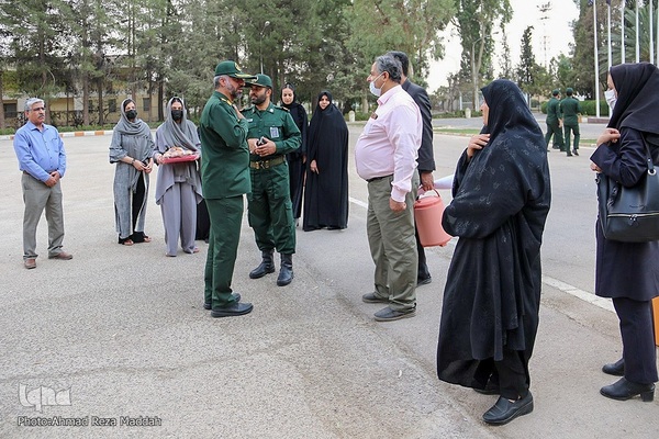 استقبال از پیکر ۳ شهید تازه تفحص شده دفاع مقدس در شیراز‎‎