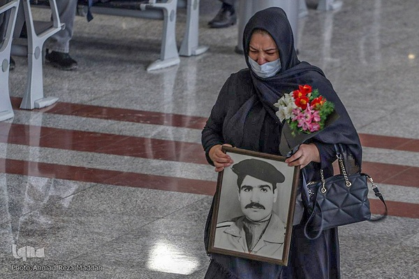 استقبال از پیکر ۳ شهید تازه تفحص شده دفاع مقدس در شیراز‎‎