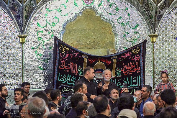 عزاداری روز شهادت حضرت امام رضا(ع) در حرم مطهر حضرت شاهچراغ (ع)