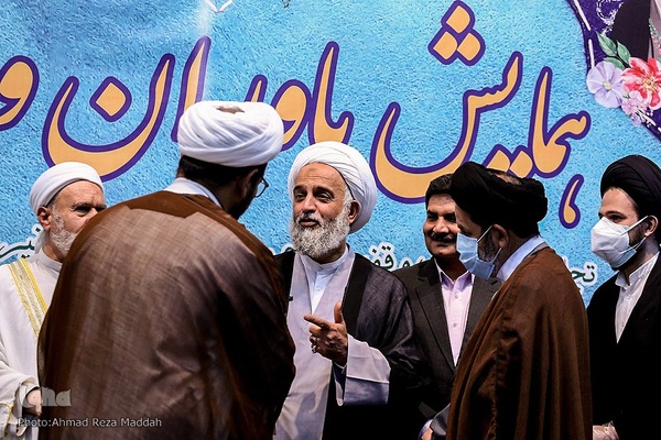 همایش یاوران وقف در استان فارس