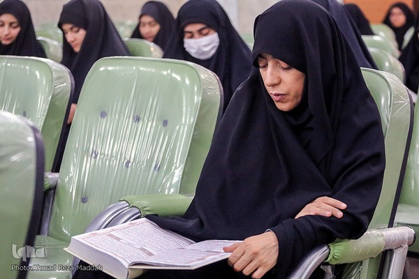 بزرگداشت هفته قرآن و دانشگاه در دانشکده علوم قرآنی شیراز