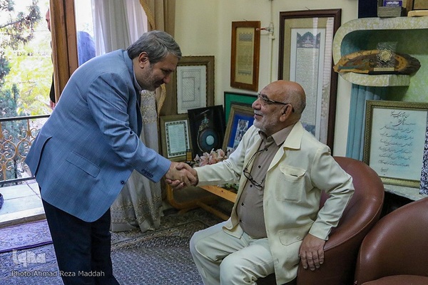 دیدار مدیرعامل قرآنی ایکنا با استاد «محمد نعمتی» کاتب قرآن