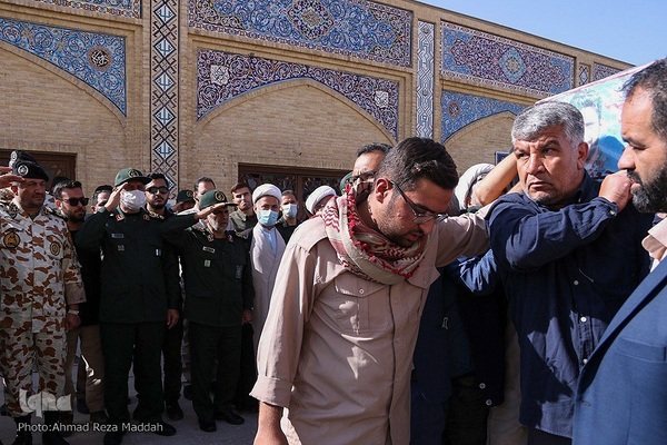 تشییع پیکر شهید داوود جعفری در شیراز