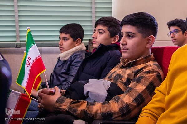 زنگ انقلاب در شیراز