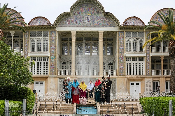 جلوه بهار در باغ ارم شیراز‎‎