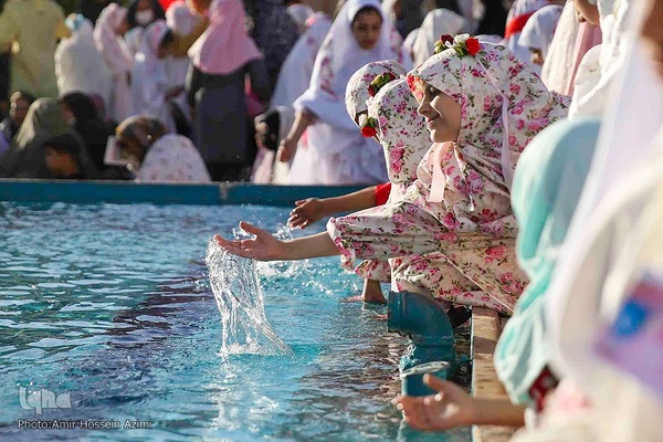 روزه اولی‎ها در حرم شاهچراغ