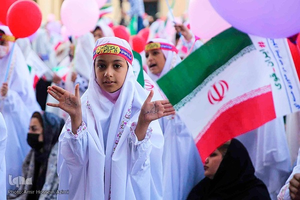 روزه اولی‎ها در حرم شاهچراغ