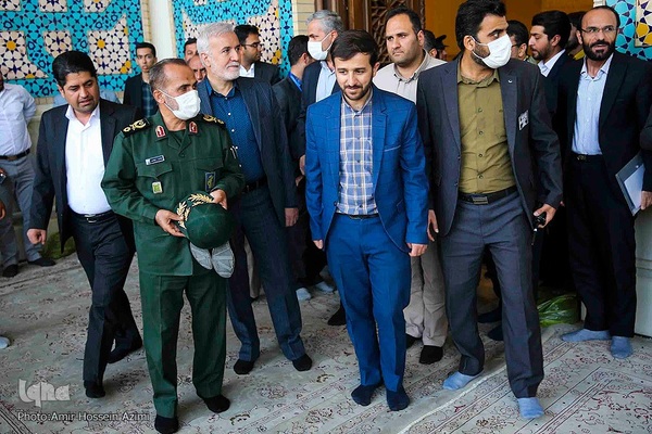 روزه اولی‎ها در حرم شاهچراغ