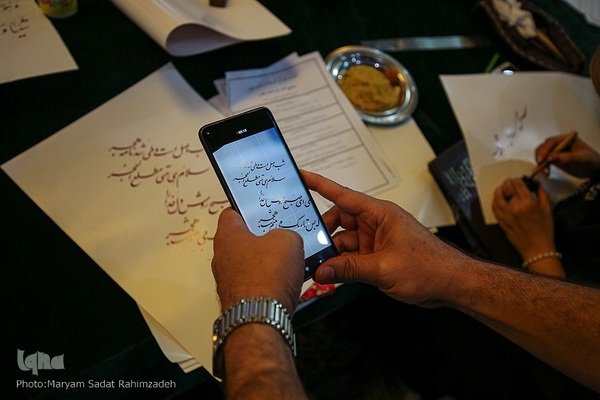 مشق شب قدر در حرم شاهچراغ