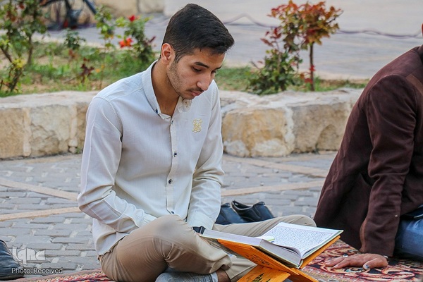 محفل انس با قرآن کریم دروازه قرآن شیراز