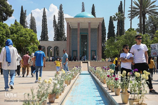 گلباران سعدی