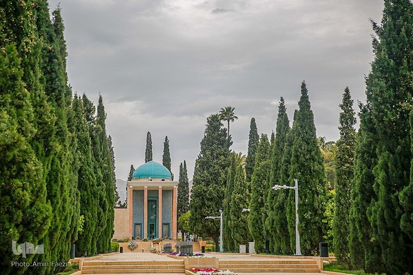 اول اردیبهشت روز سعدی شیرازی‎‎