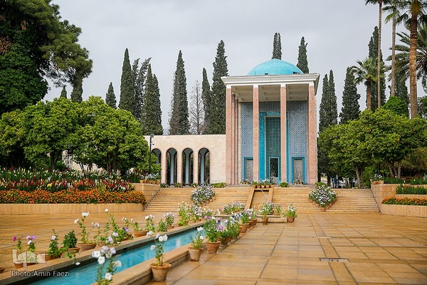 اول اردیبهشت روز سعدی شیرازی‎‎