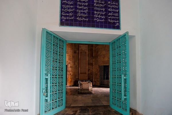 اول اردیبهشت روز سعدی شیرازی‎‎