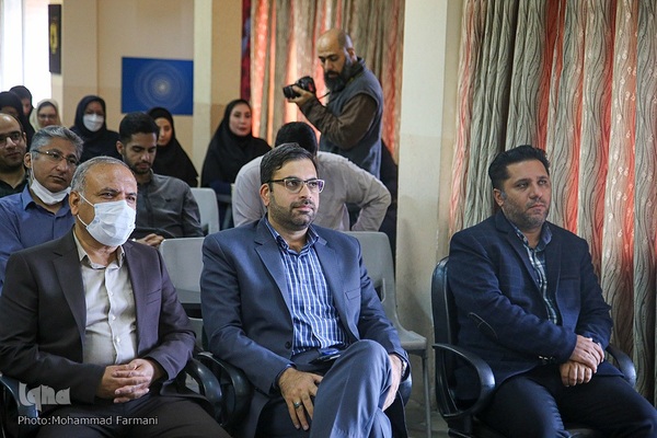 جشن عید فطر جشن عید فطر در جهاد‌دانشگاهی فارس‎‎ جهاد دانشگاهی فارس‎‎