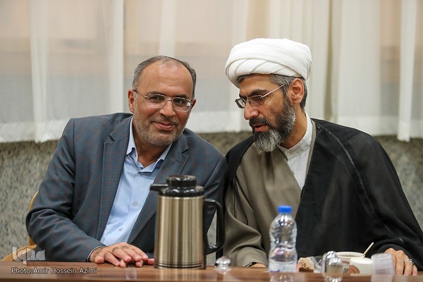 ستاد بزرگداشت دهه کرامت استان فارس