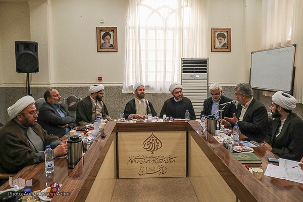 ستاد بزرگداشت دهه کرامت استان فارس