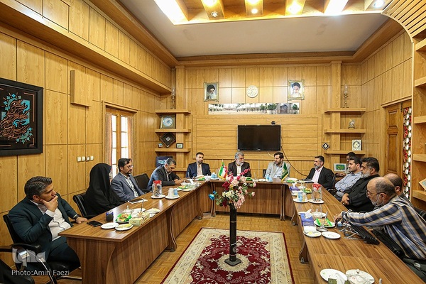 نشست خبری سوگواره ملی هنری ادبی شاهچراغ (ع)