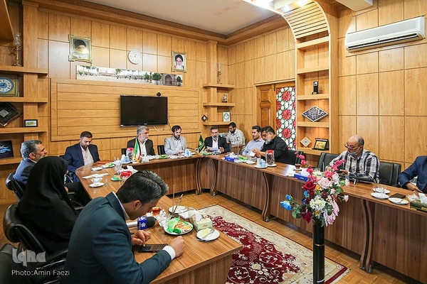 نشست خبری سوگواره ملی هنری ادبی شاهچراغ (ع)