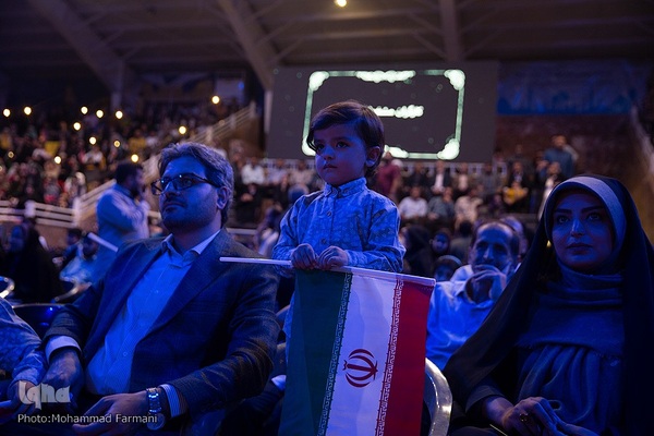 جشن بزرگ خانوادگی دهه کرامت