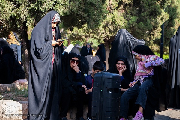 مراسم بدرقه کاروان زیارتی مرقد امام خمینی (ره)