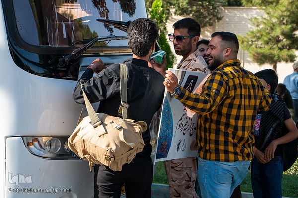 مراسم بدرقه کاروان زیارتی مرقد امام خمینی (ره)