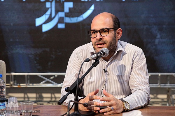 کارگاه ملی کتیبه و پرچم در حرم مطهر شاهچراغ (ع)