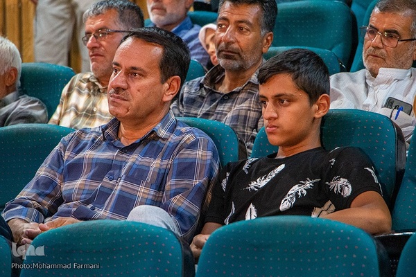 همایش ستاره‌های شهر ، روایت دهم