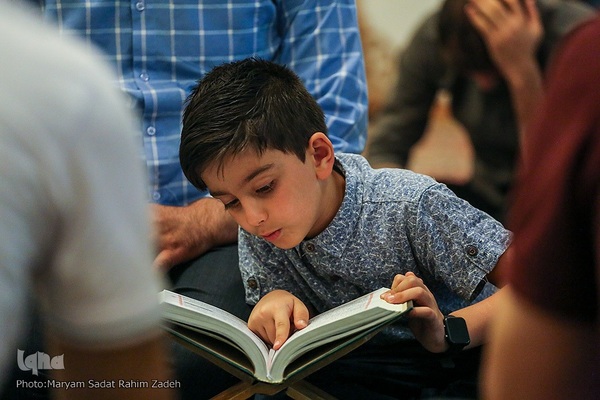 تجمع جامعه قرآنی شیراز در محکومیت توهین دولت سوئد به ساحت کلام وحی