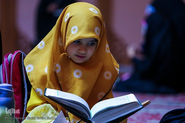 تجمع جامعه قرآنی شیراز در محکومیت توهین دولت سوئد به ساحت کلام وحی