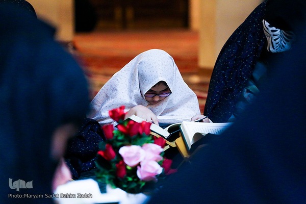 تجمع جامعه قرآنی شیراز در محکومیت توهین دولت سوئد به ساحت کلام وحی